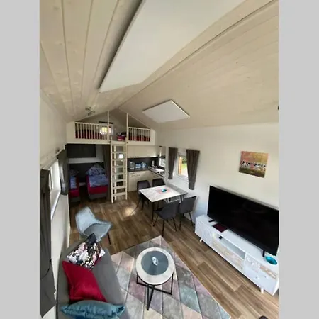 Дом отдыха Tiny House 1e Фарель