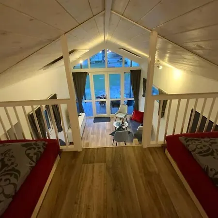 Дом отдыха Tiny House 1e Фарель