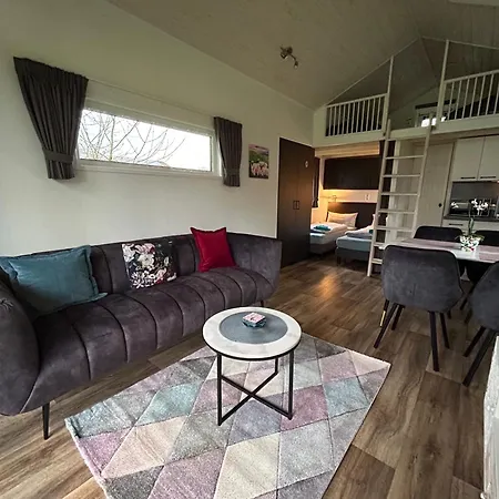 Tiny House 1e Дом отдыха Фарель